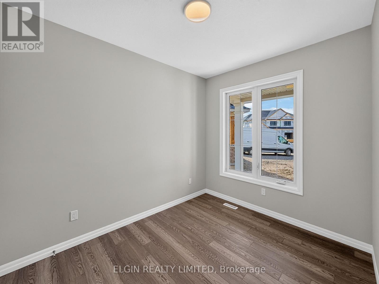 8 Thomas Court, Central Elgin, Ontario  N5P 0E5 - Photo 5 - X13721804