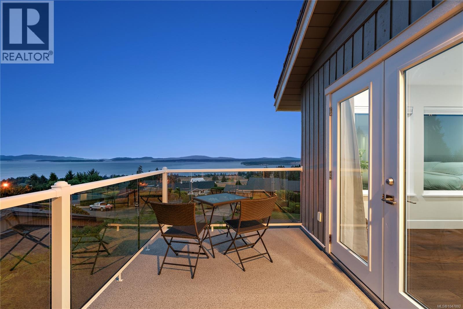 8750 Pender Park Dr, North Saanich, British Columbia V8L 3Z5 - Photo 31 - 1047892