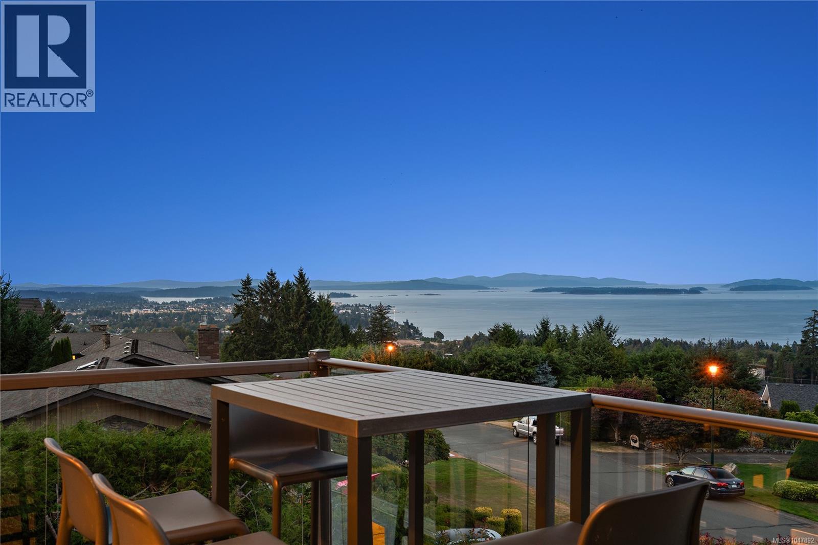 8750 Pender Park Dr, North Saanich, British Columbia V8L 3Z5 - Photo 34 - 1047892