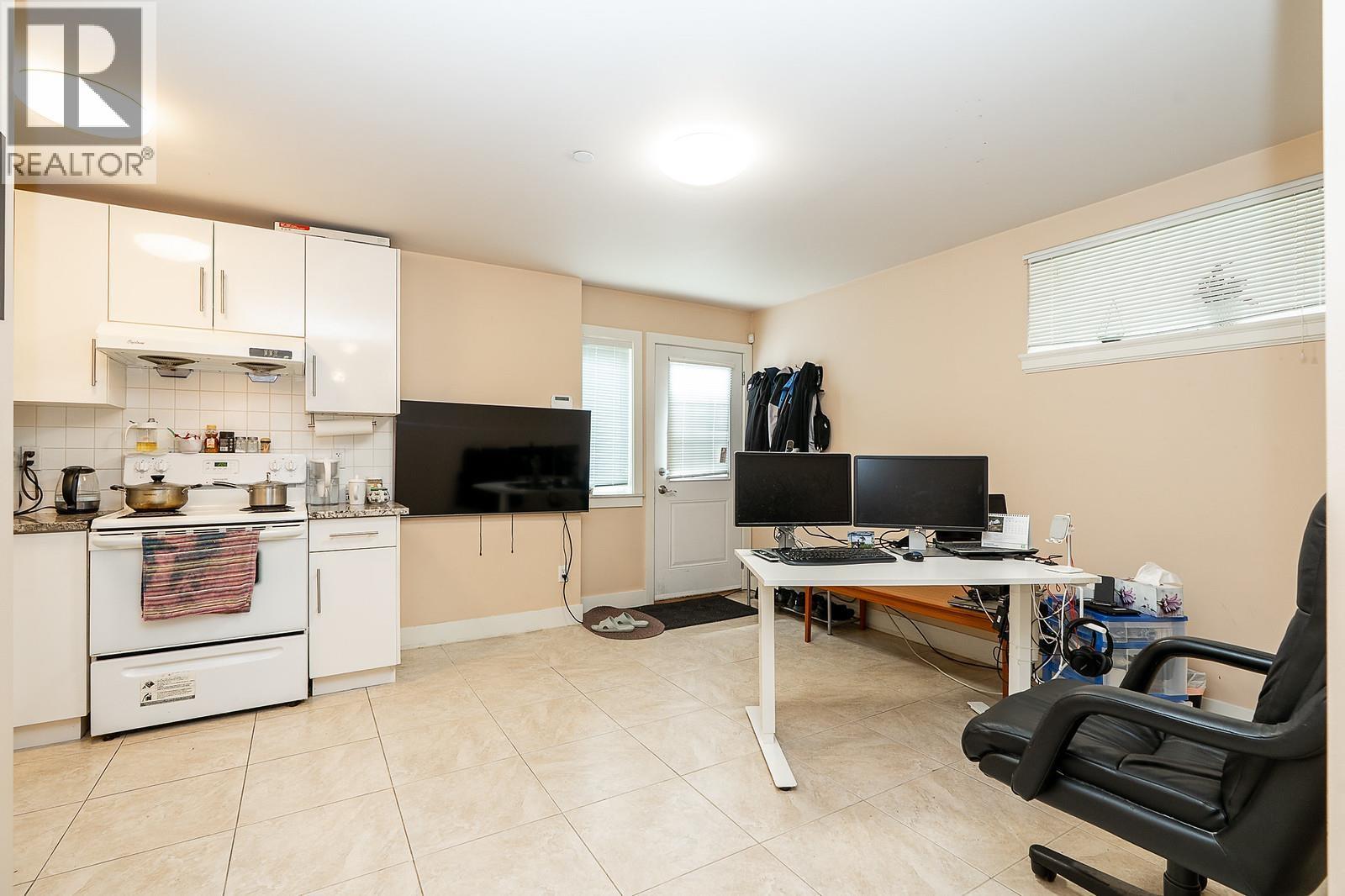 3032 E 16th Avenue, Vancouver, British Columbia  V5M 2M5 - Photo 30 - R3159016