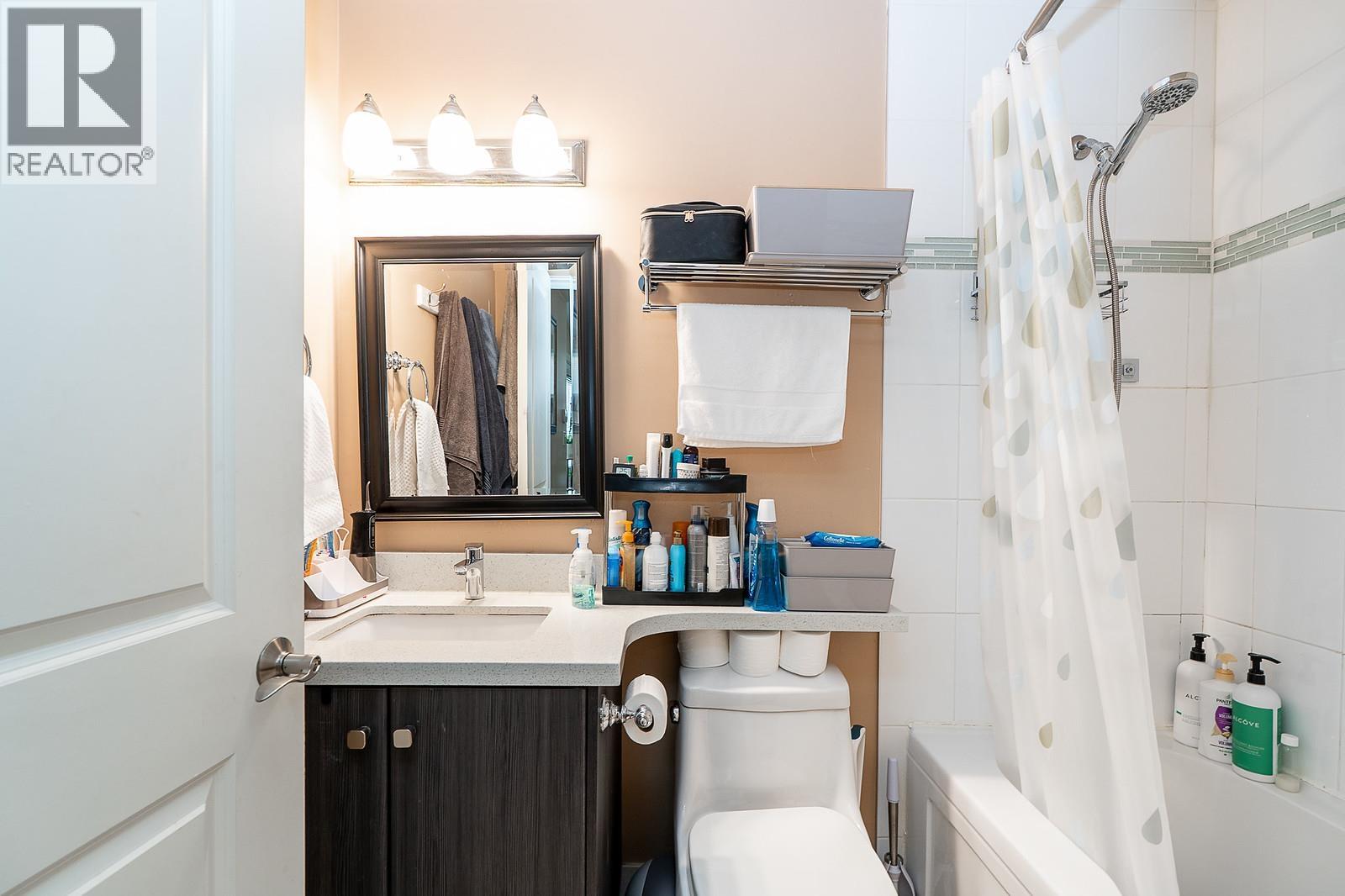 3032 E 16th Avenue, Vancouver, British Columbia  V5M 2M5 - Photo 10 - R3159016