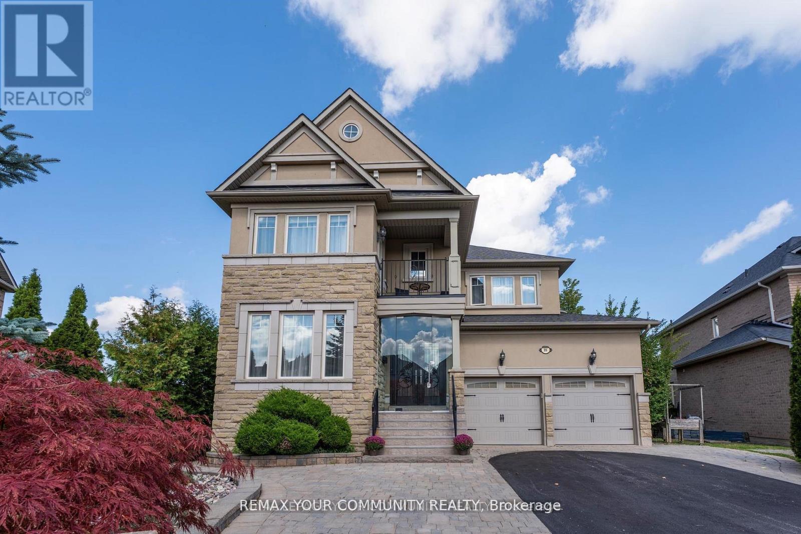35 Vandervoort Drive — photo 3