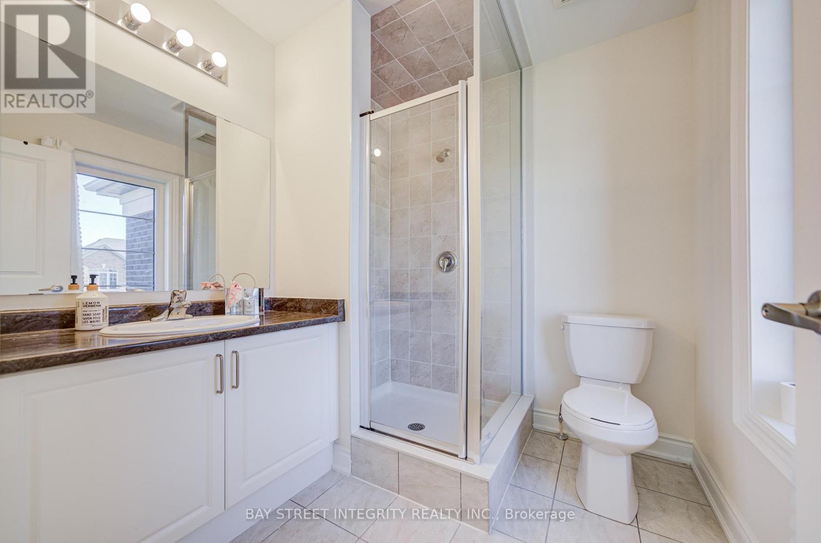 41 Kenneth Rogers Crescent, East Gwillimbury, Ontario  L9N 0S3 - Photo 33 - N13721854