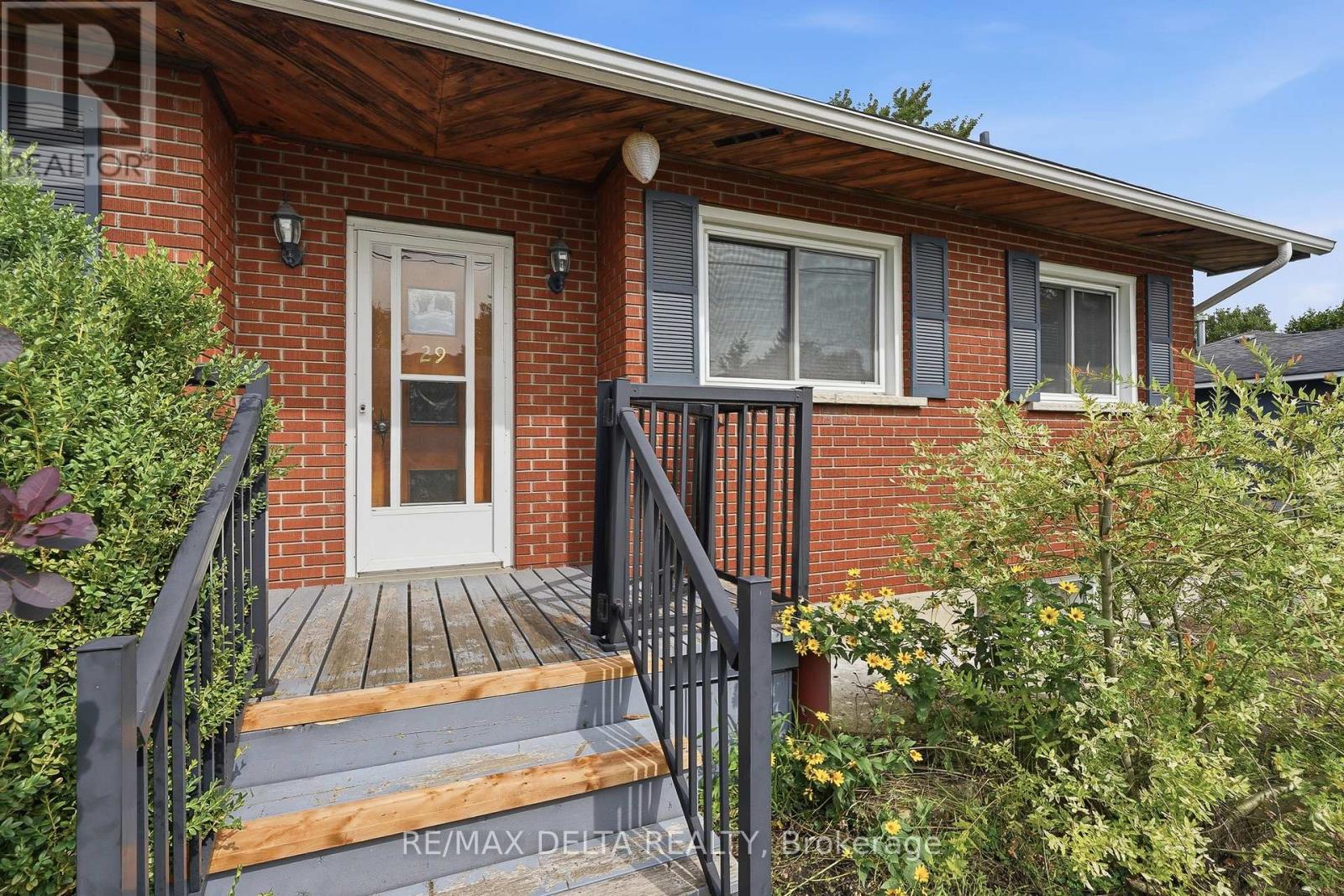 29 Catherine Street E, North Glengarry, Ontario  K0C 1T0 - Photo 2 - X13721728
