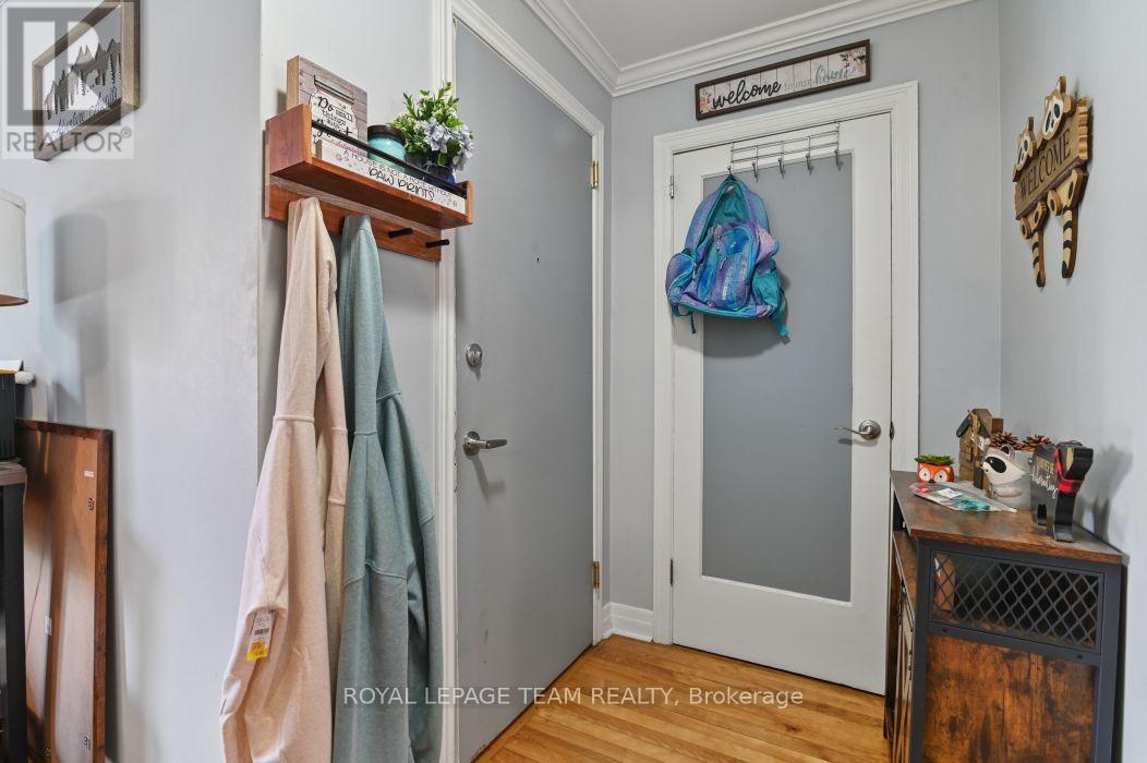 3 - 315 Lajoie Street E, Ottawa, Ontario  K1L 7H3 - Photo 5 - X13721802