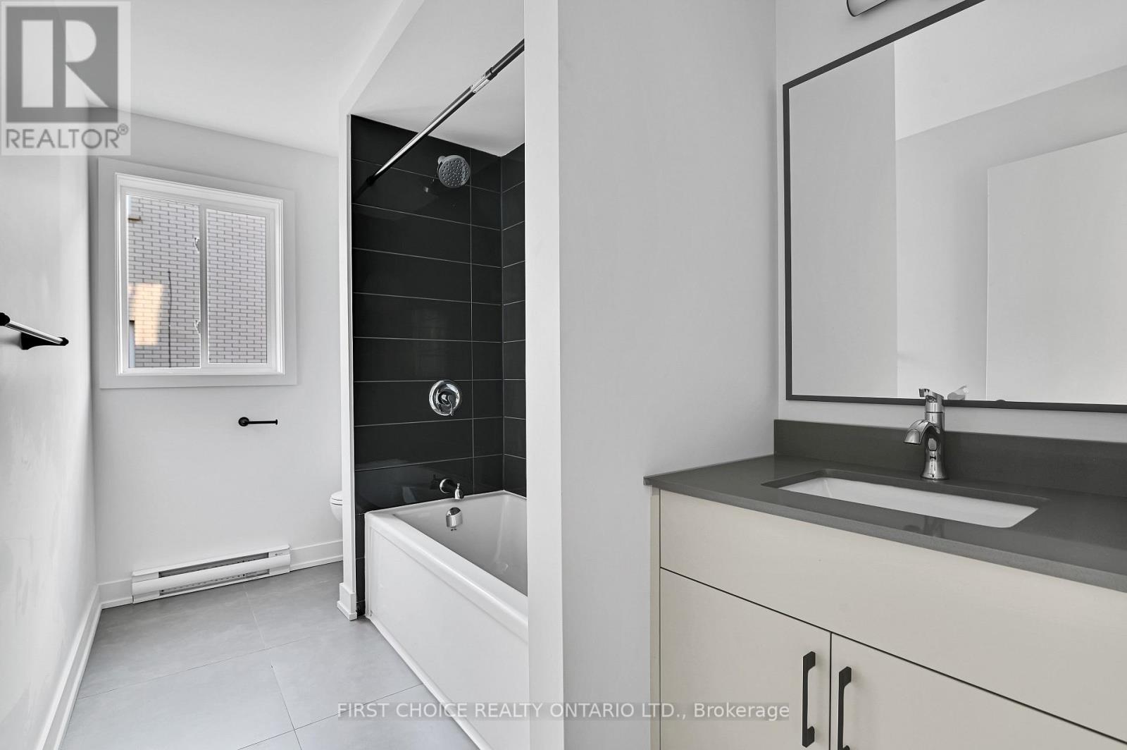 972 Dynes Road, Ottawa, Ontario  K2C 0G8 - Photo 12 - X13721886