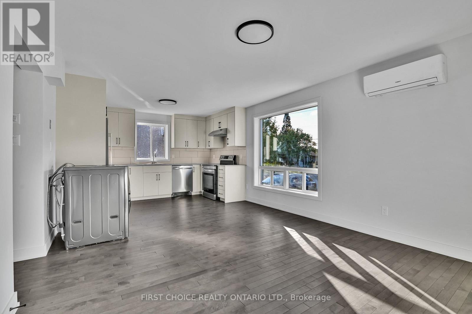 972 Dynes Road, Ottawa, Ontario  K2C 0G8 - Photo 7 - X13721886