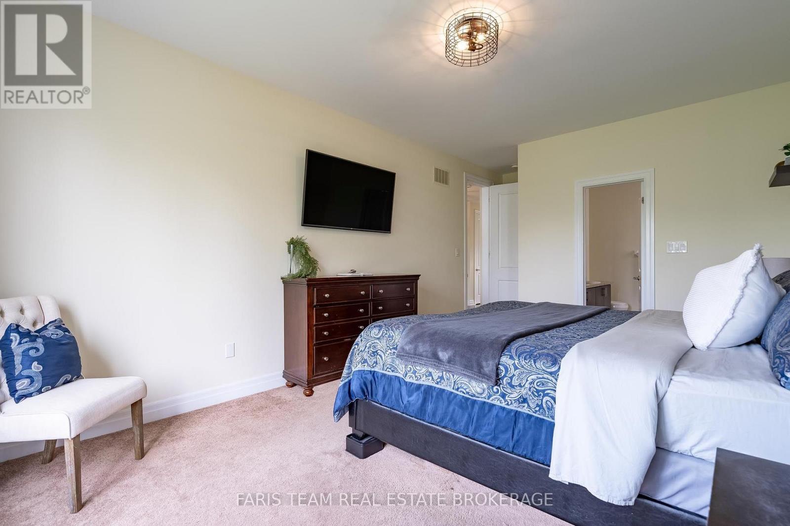 113 Allegra Drive, Wasaga Beach, Ontario  L9Z 1P2 - Photo 13 - S13721868