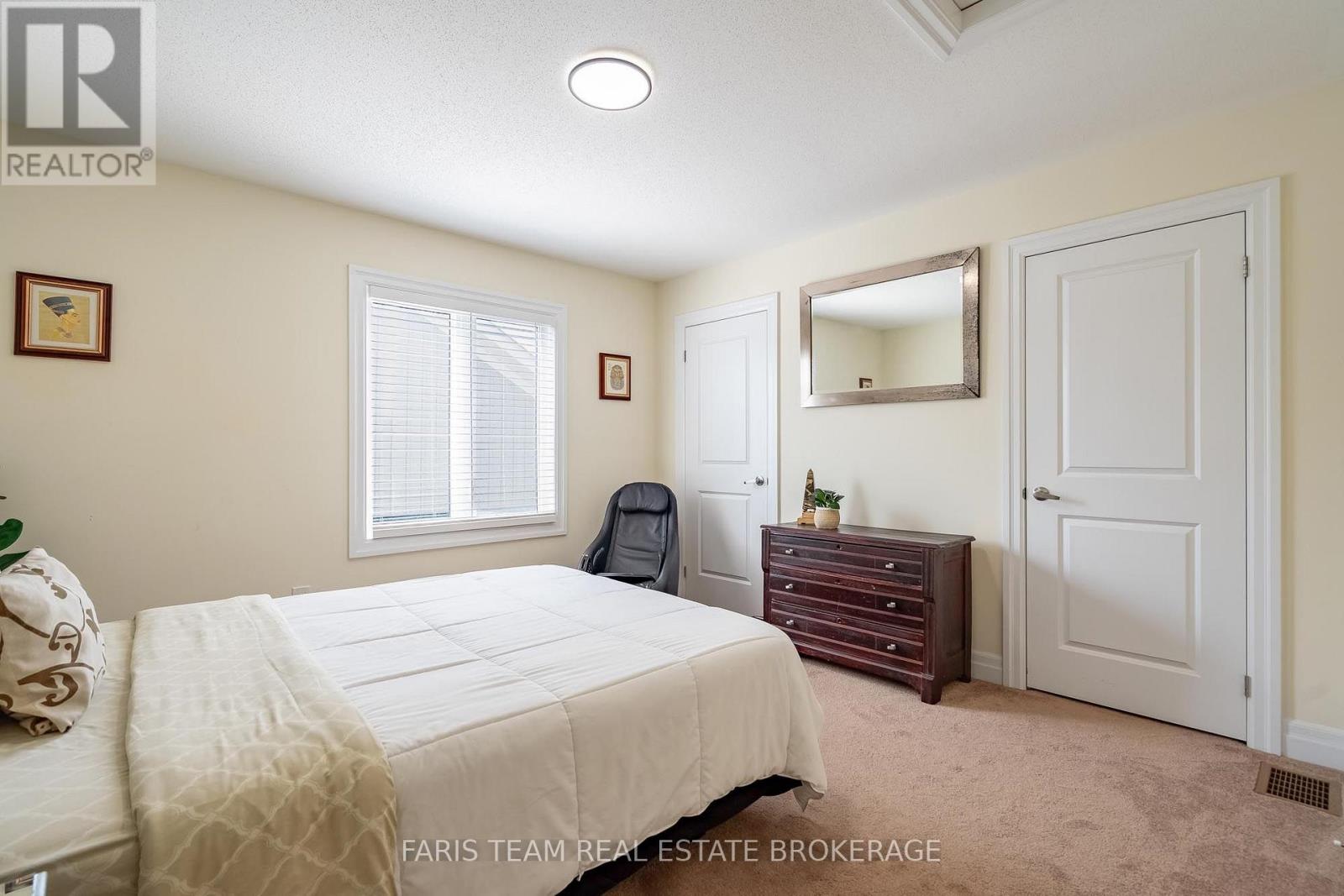 113 Allegra Drive, Wasaga Beach, Ontario  L9Z 1P2 - Photo 19 - S13721868