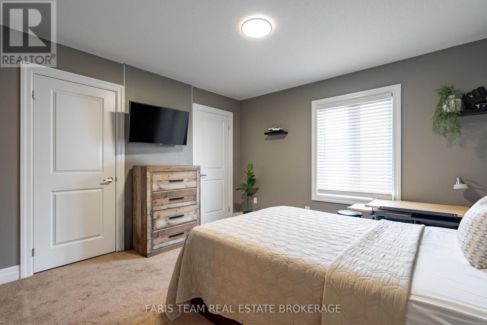 113 Allegra Drive, Wasaga Beach, Ontario  L9Z 1P2 - Photo 20 - S13721868