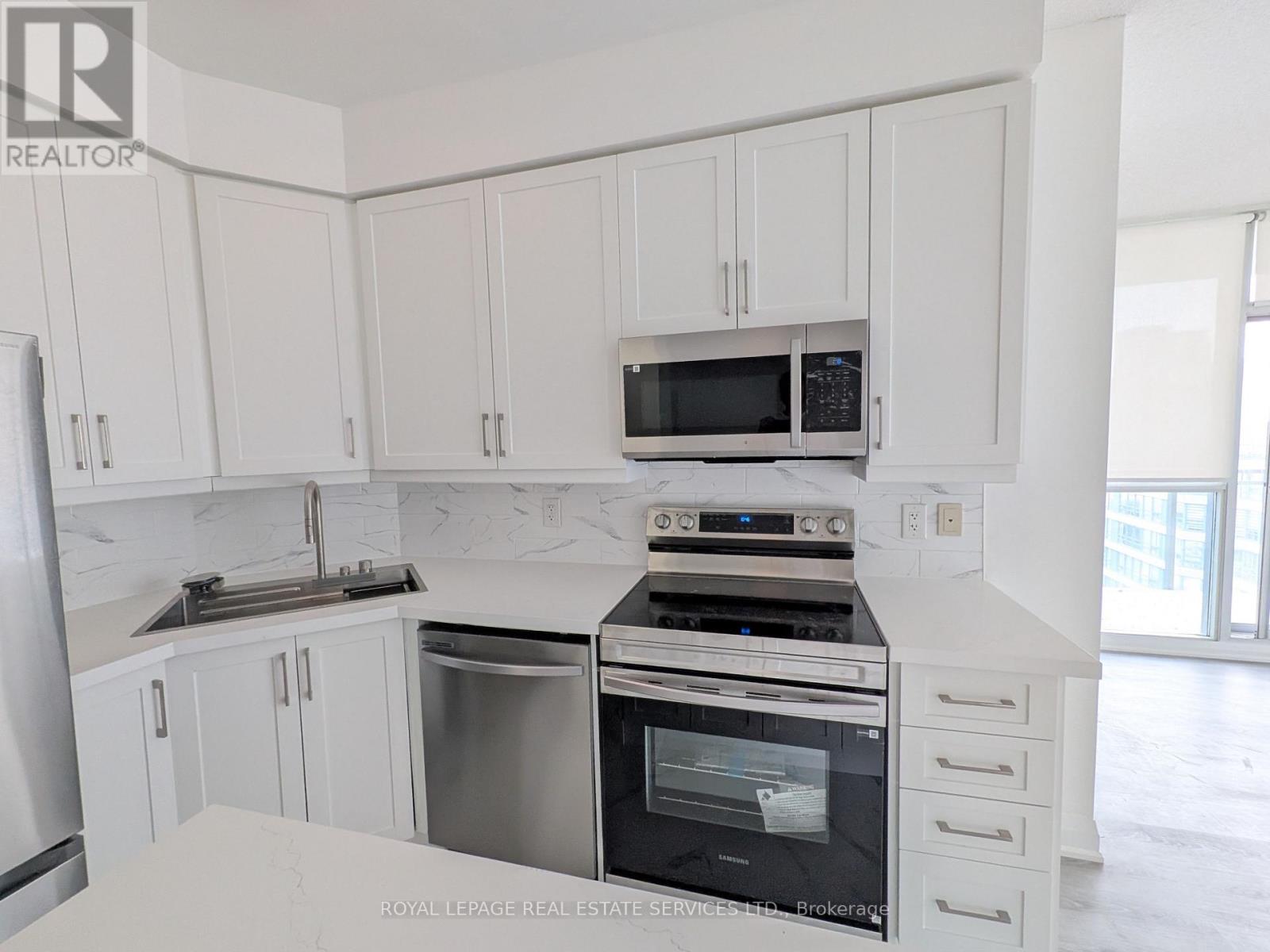 1008 - 225 Webb Drive, Mississauga, Ontario  L5B 4P2 - Photo 11 - W13721742