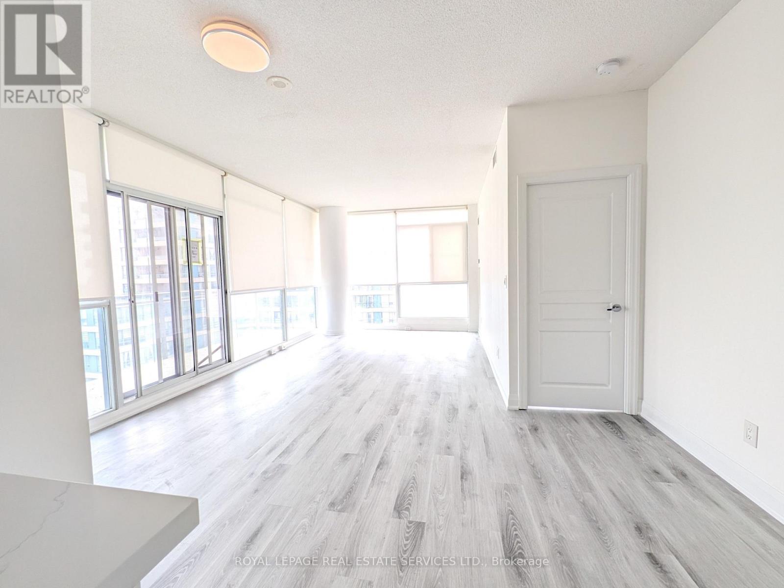 1008 - 225 Webb Drive, Mississauga, Ontario  L5B 4P2 - Photo 17 - W13721742