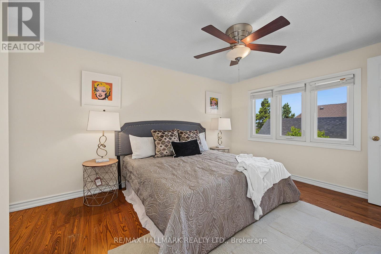 329 Kingsbridge Garden Circle, Mississauga, Ontario  L5R 1K9 - Photo 22 - W13721746