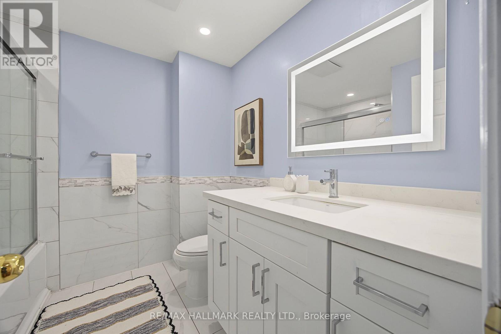 329 Kingsbridge Garden Circle, Mississauga, Ontario  L5R 1K9 - Photo 26 - W13721746