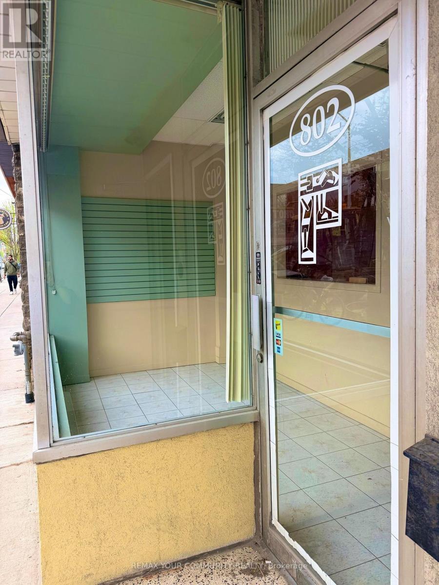 802 Bloor Street W, Toronto, Ontario  M6G 1L9 - Photo 4 - W13721758