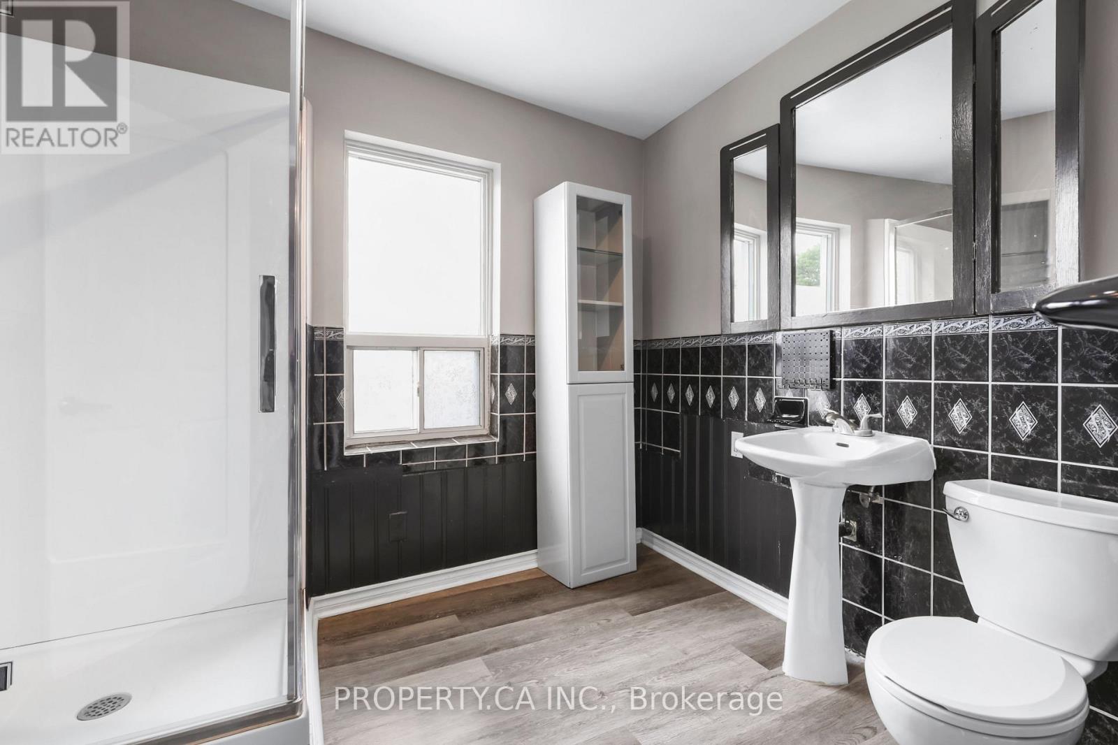 856 Weston Road, Toronto, Ontario  M6N 3R5 - Photo 12 - W13721778