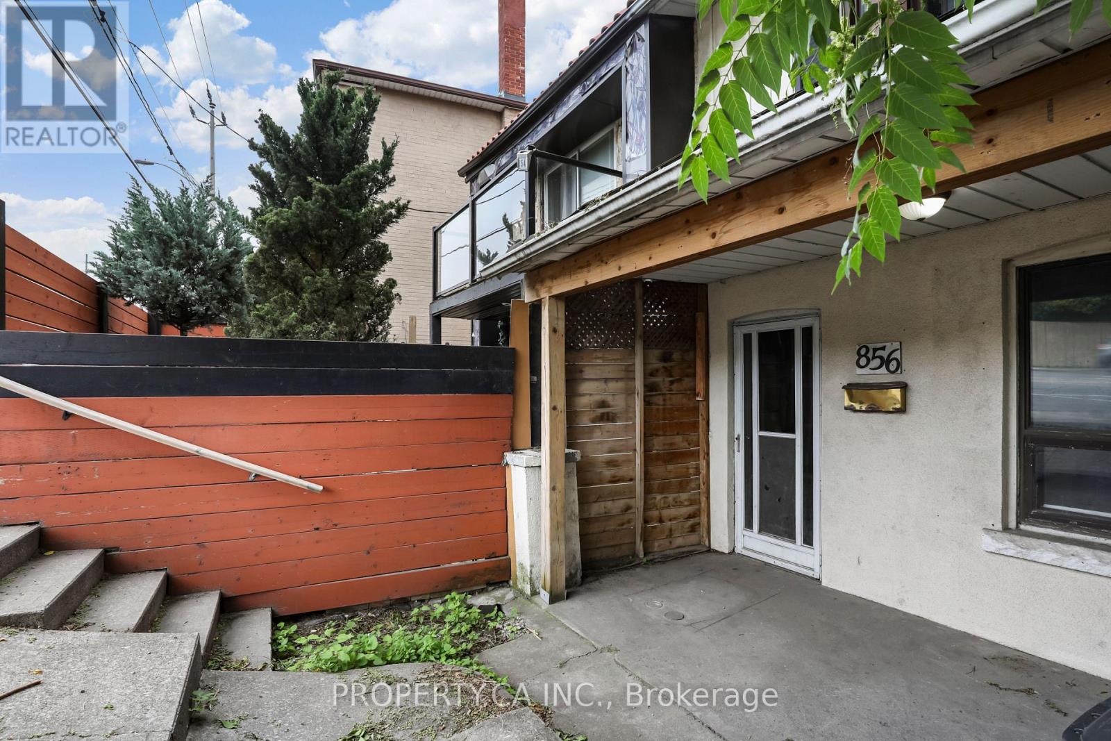 856 Weston Road, Toronto, Ontario  M6N 3R5 - Photo 2 - W13721778