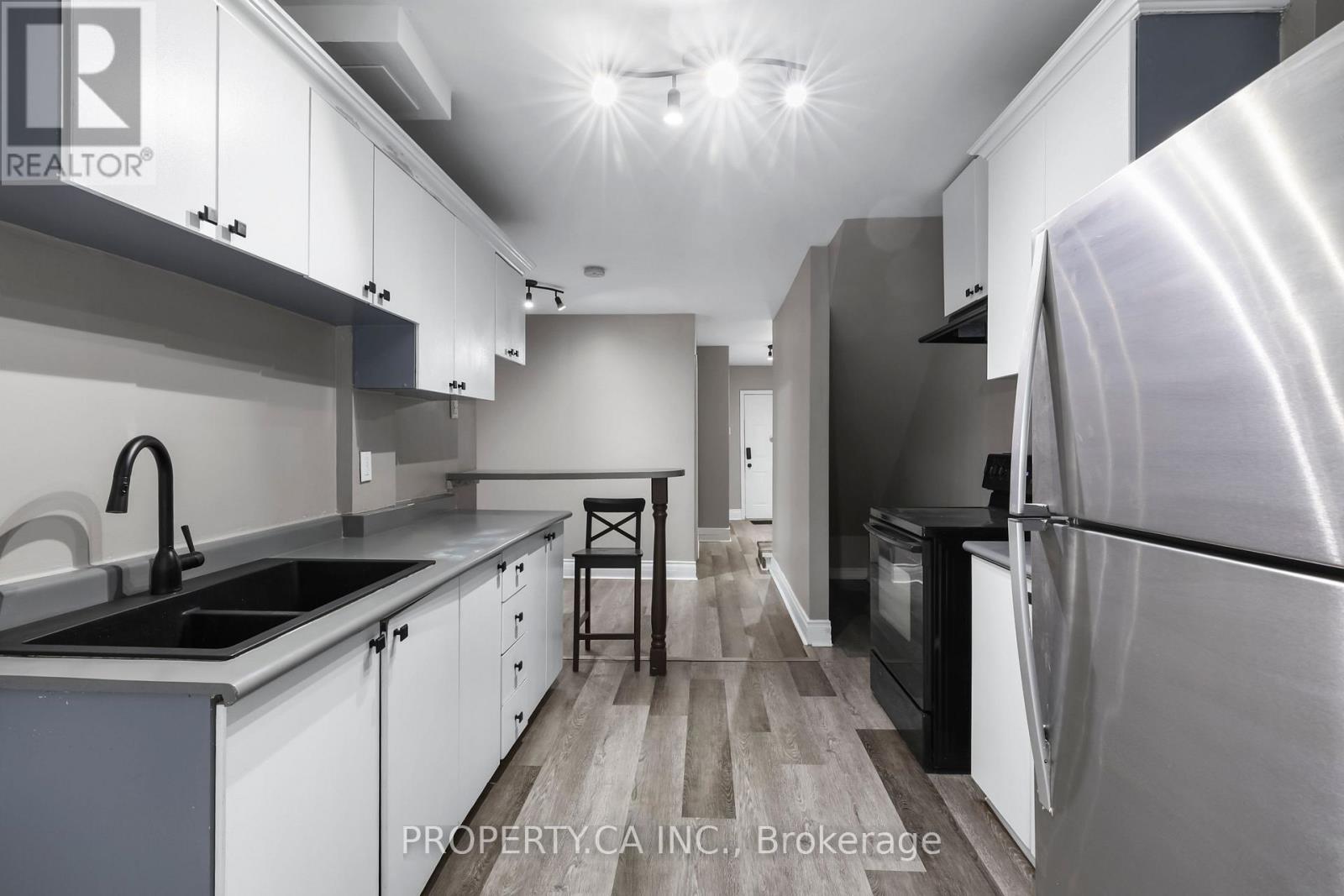 856 Weston Road, Toronto, Ontario  M6N 3R5 - Photo 7 - W13721778