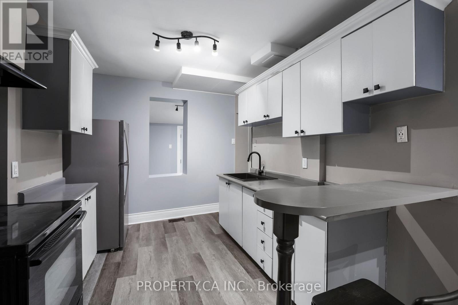 856 Weston Road, Toronto, Ontario  M6N 3R5 - Photo 8 - W13721778