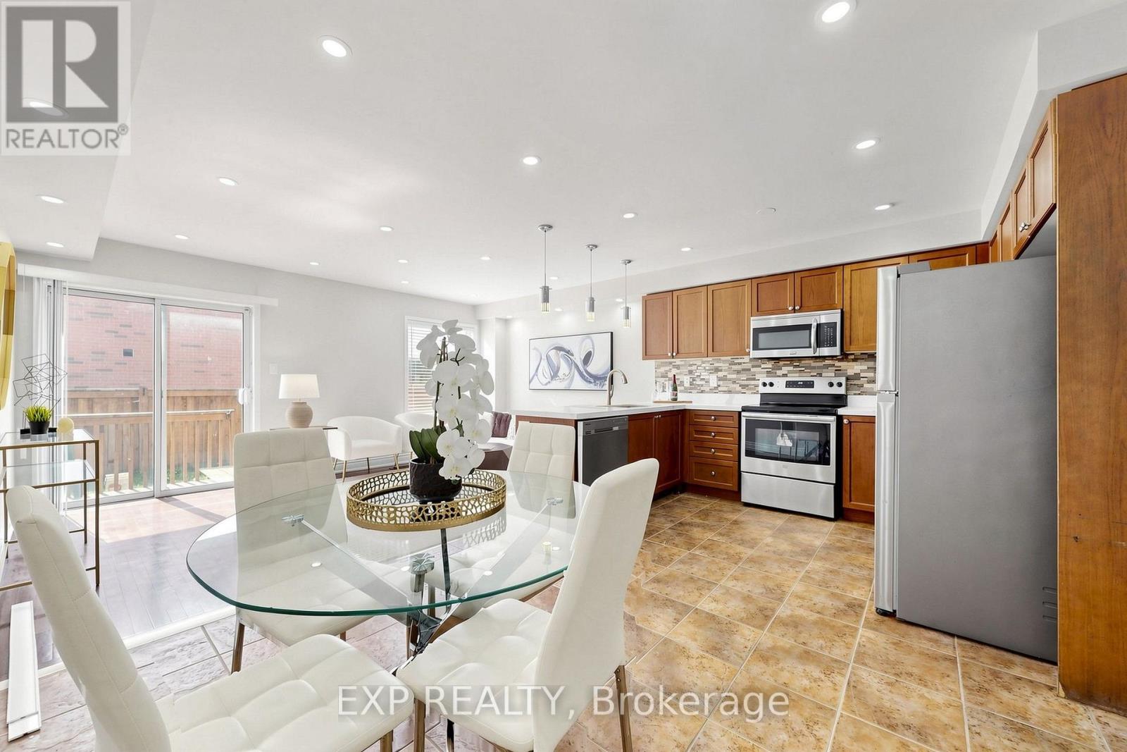 61 Spicebush Terrace, Brampton, Ontario  L6X 0J4 - Photo 15 - W13721806