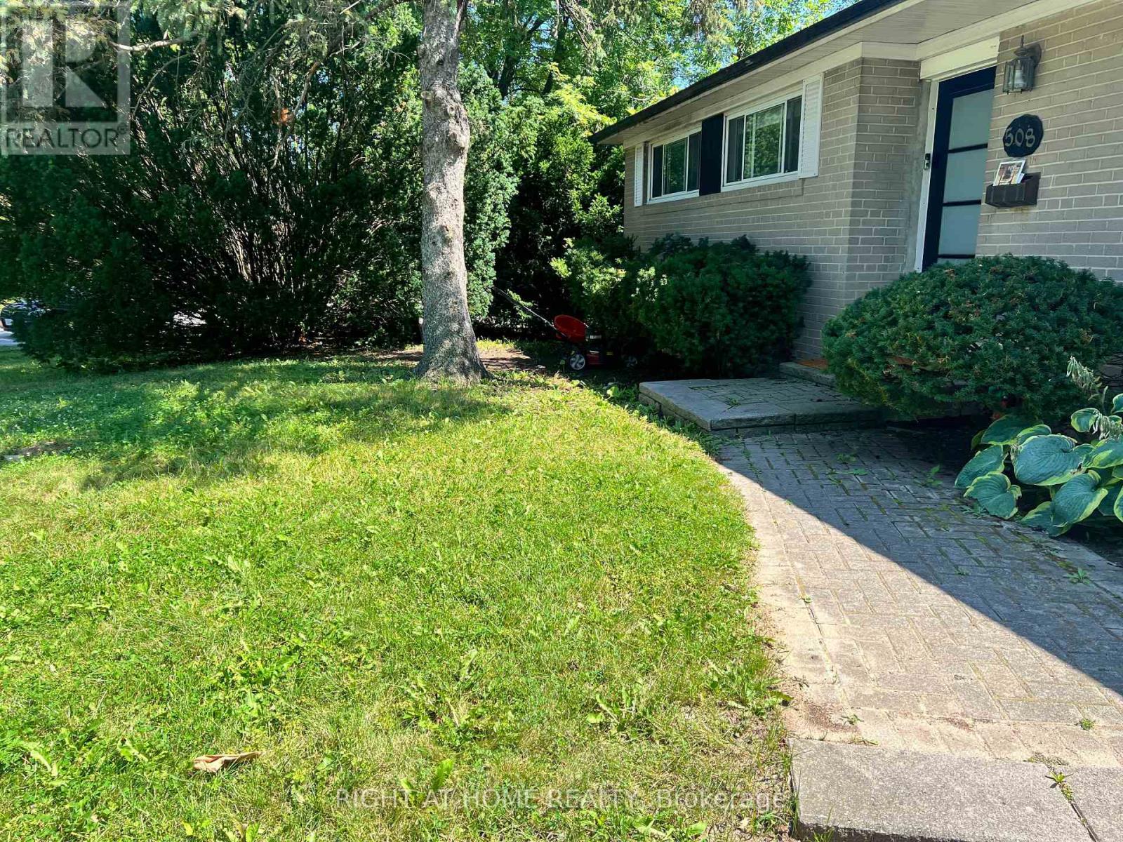 Upper - 508 Stafford Drive, Oakville, Ontario  L6L 4M5 - Photo 28 - W13721850