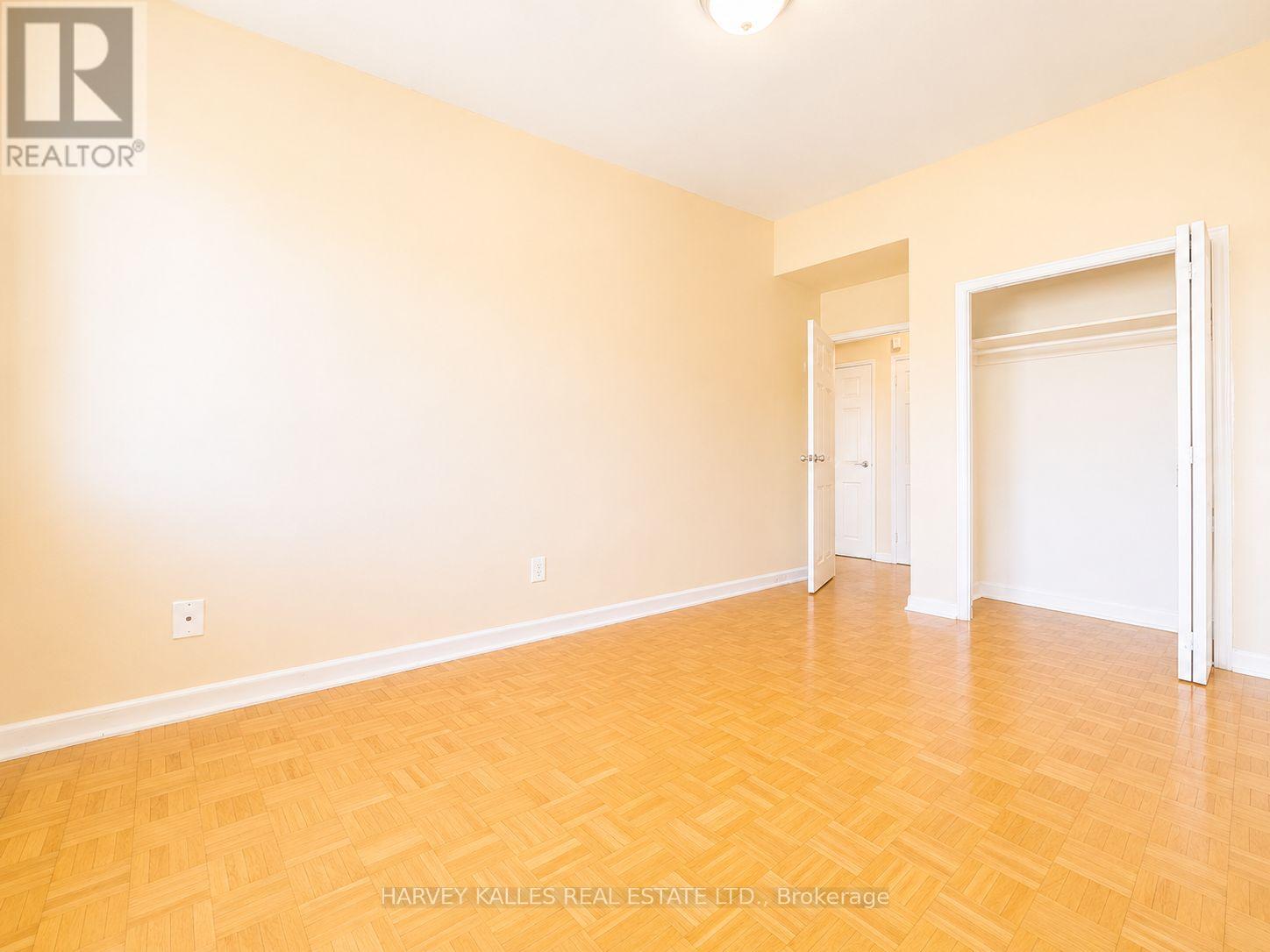 305 - 80 Blackfriar Avenue, Toronto, Ontario  M9R 3S9 - Photo 18 - W13721896