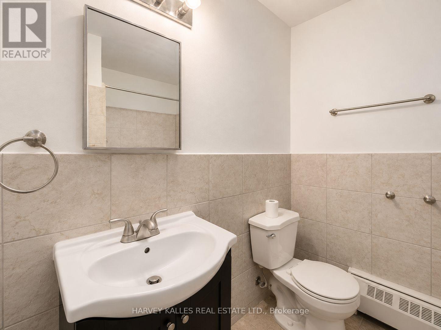 305 - 80 Blackfriar Avenue, Toronto, Ontario  M9R 3S9 - Photo 19 - W13721896