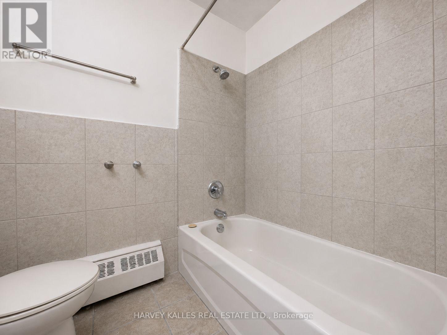 305 - 80 Blackfriar Avenue, Toronto, Ontario  M9R 3S9 - Photo 21 - W13721896