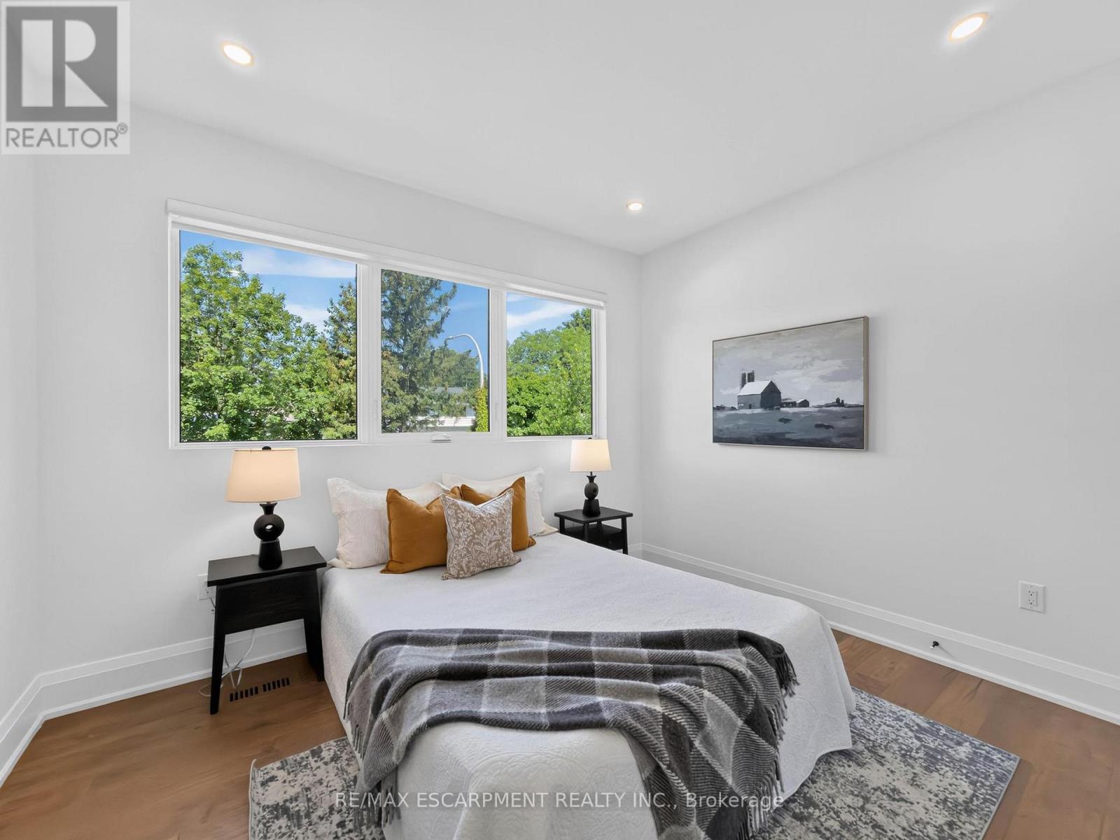 5178 Hunter Drive, Burlington, Ontario  L7L 3H8 - Photo 17 - W13606298