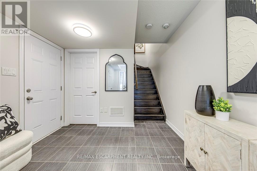 74 - 2435 Greenwich Drive, Oakville, Ontario  L6M 0S4 - Photo 4 - W13579206