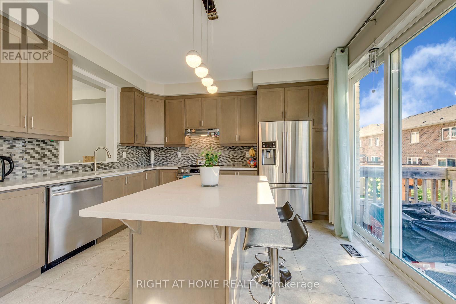40 Stillwater Crescent, Hamilton, Ontario L8B 1V6 - Photo 12 - X13721670