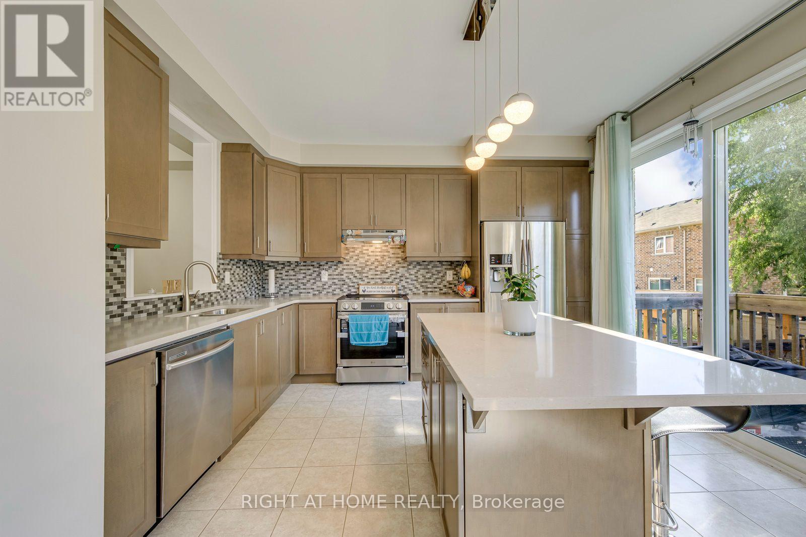 40 Stillwater Crescent, Hamilton, Ontario L8B 1V6 - Photo 13 - X13721670