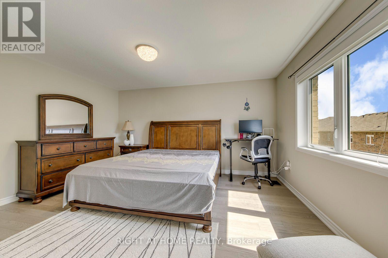40 Stillwater Crescent, Hamilton, Ontario L8B 1V6 - Photo 19 - X13721670