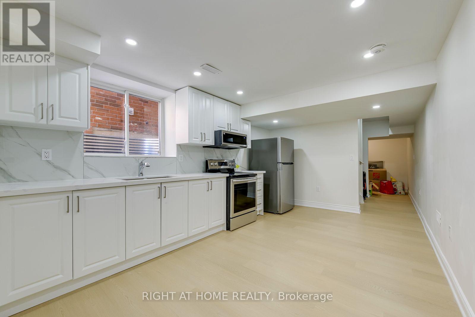 40 Stillwater Crescent, Hamilton, Ontario L8B 1V6 - Photo 33 - X13721670
