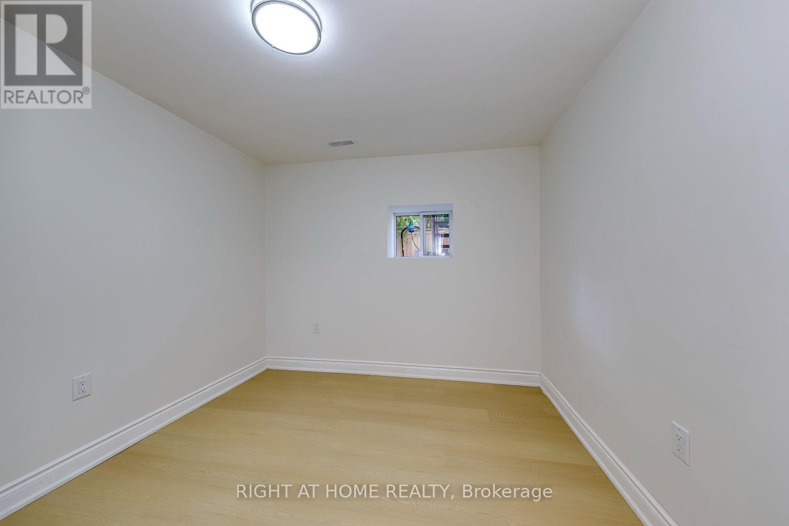 40 Stillwater Crescent, Hamilton, Ontario L8B 1V6 - Photo 37 - X13721670