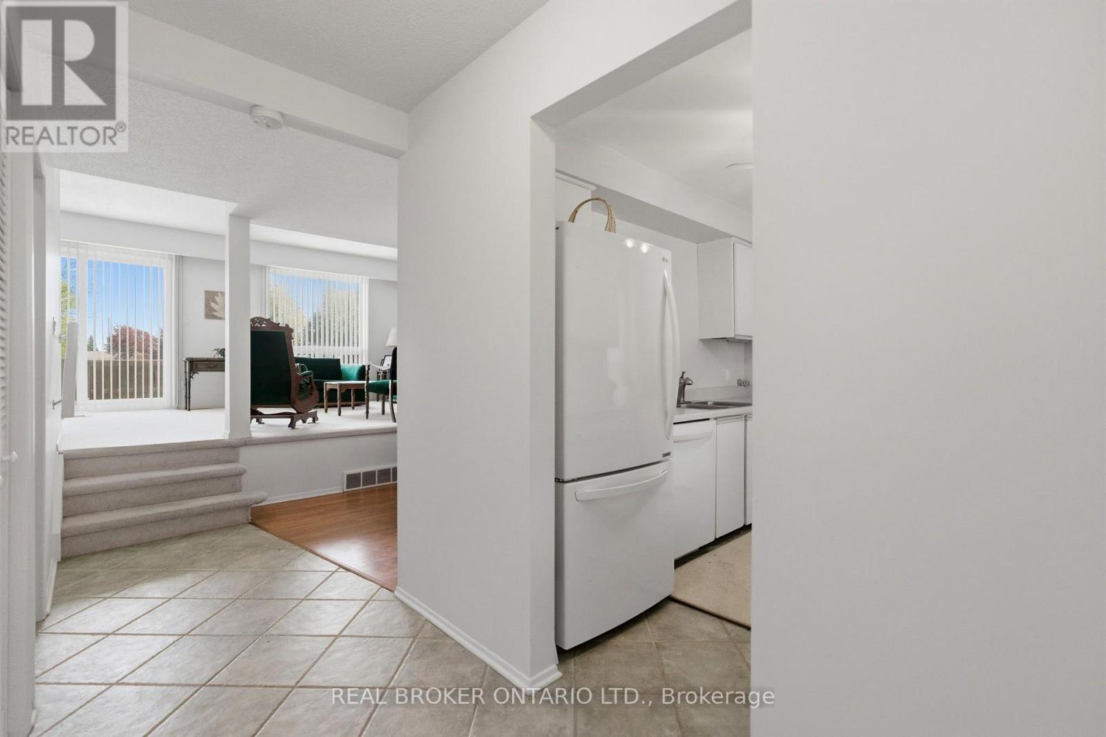 46 - 122 Lakeshore Road, St. Catharines, Ontario  L2N 6N6 - Photo 4 - X13721748