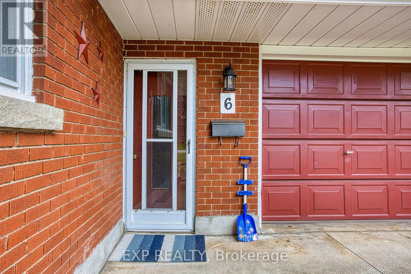 6 Cherrywood Avenue, Grimsby, Ontario  L3M 2N1 - Photo 5 - X13721798
