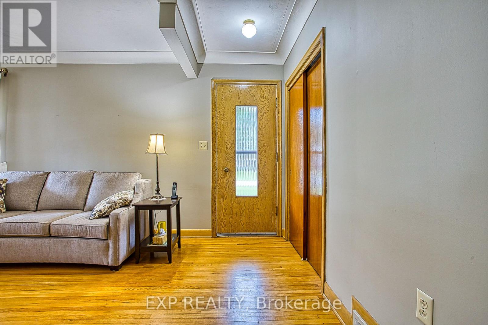 6 Cherrywood Avenue, Grimsby, Ontario  L3M 2N1 - Photo 8 - X13721798