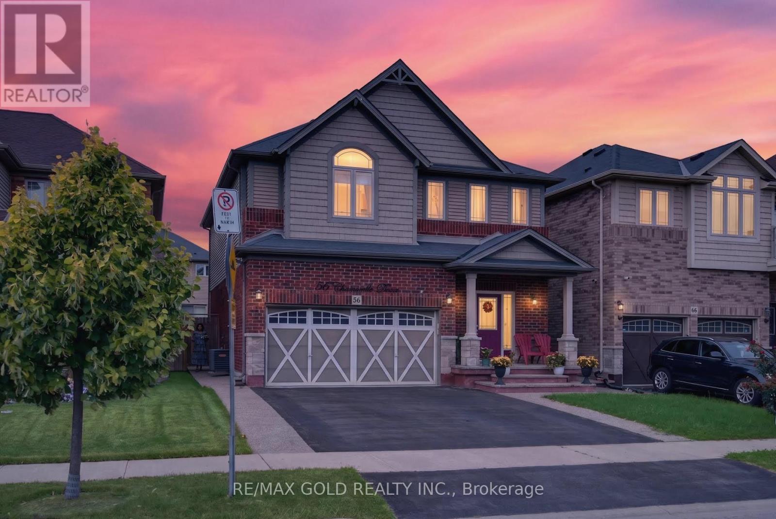 56 CHAMOMILE DRIVE, Hamilton, Ontario