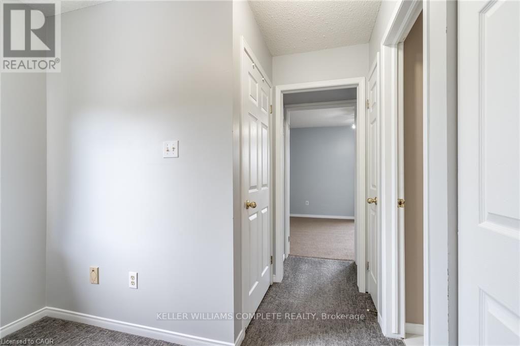 1 - 266 Limeridge Road E, Hamilton, Ontario  L9A 2S7 - Photo 13 - X13721884