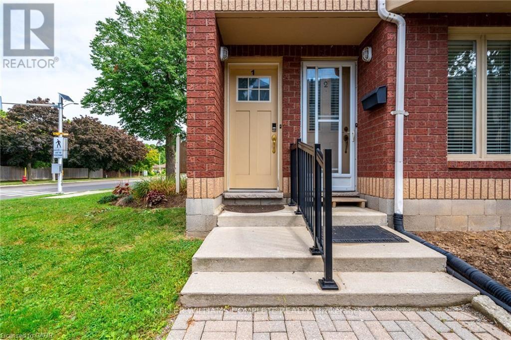 1 - 266 Limeridge Road E, Hamilton, Ontario  L9A 2S7 - Photo 2 - X13721884