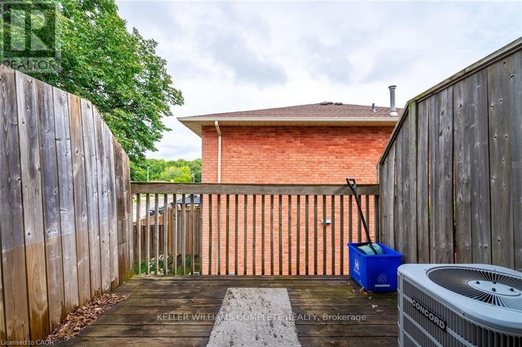 1 - 266 Limeridge Road E, Hamilton, Ontario  L9A 2S7 - Photo 26 - X13721884
