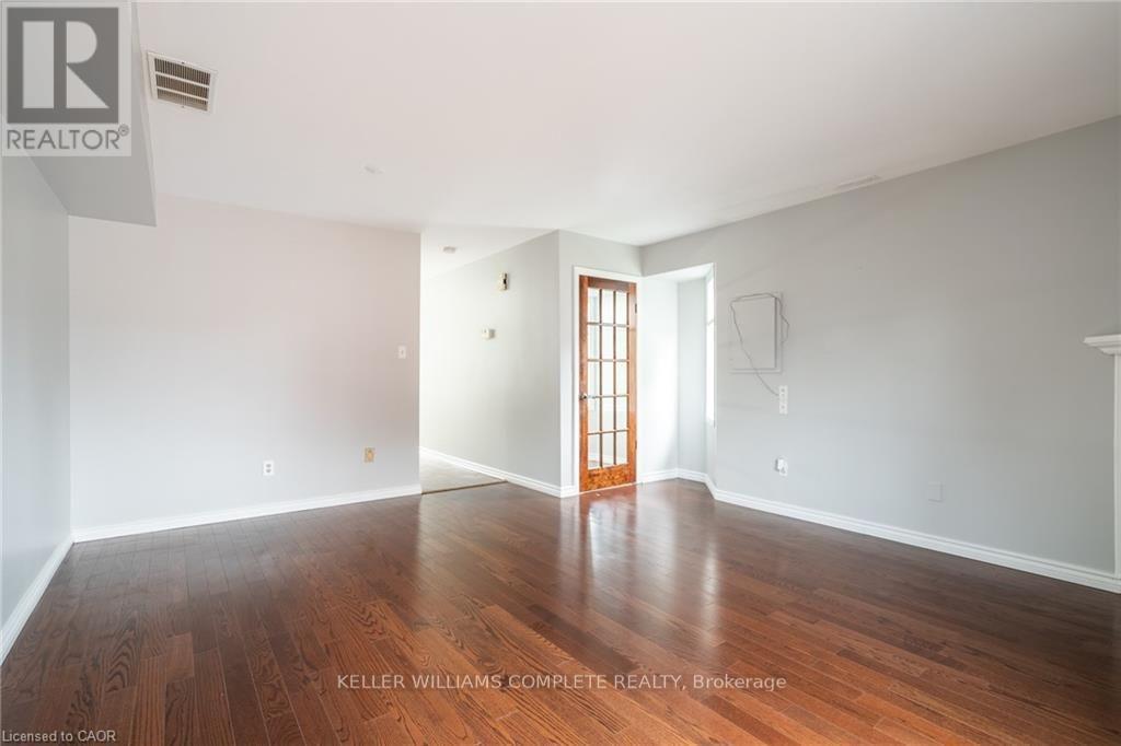 1 - 266 Limeridge Road E, Hamilton, Ontario  L9A 2S7 - Photo 6 - X13721884