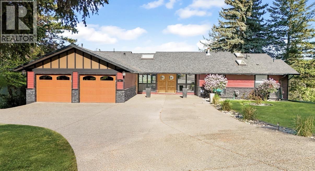 154 Country Club Boulevard, Williams Lake, British Columbia  V2G 3T2 - Photo 2 - R3133981