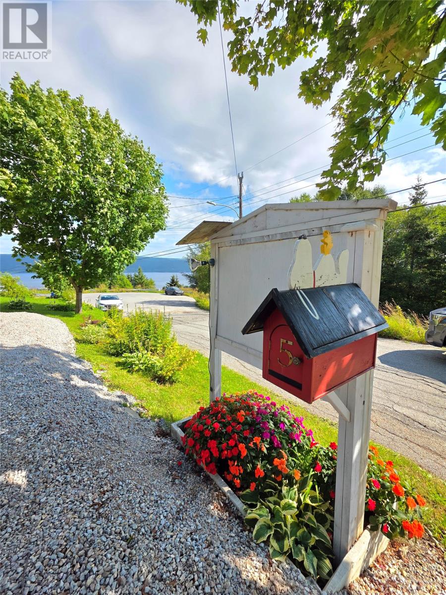5 Warehams Road, Corner Brook, Newfoundland & Labrador  A2H 7G5 - Photo 4 - 1302499