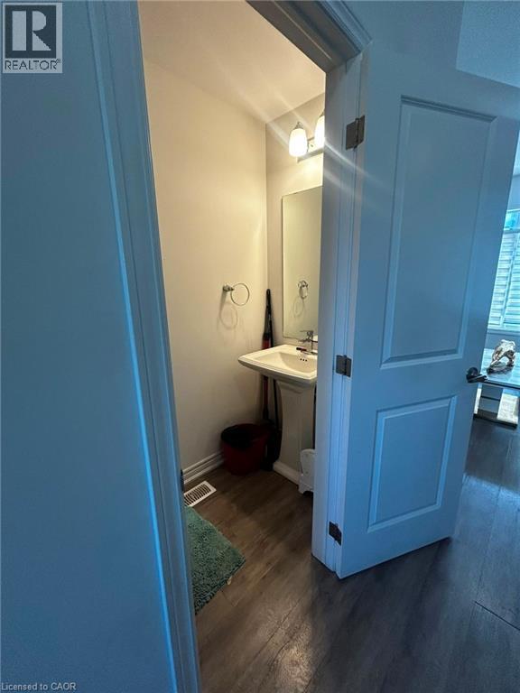 575 Woodward Avenue Unit# 28, Hamilton, Ontario  L8H 0B3 - Photo 4 - 40858847