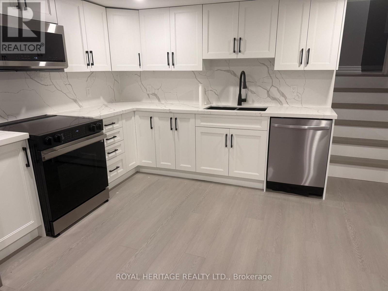 B - 286 Lorindale Drive, Oshawa, Ontario  L1H 6X4 - Photo 28 - E13679070