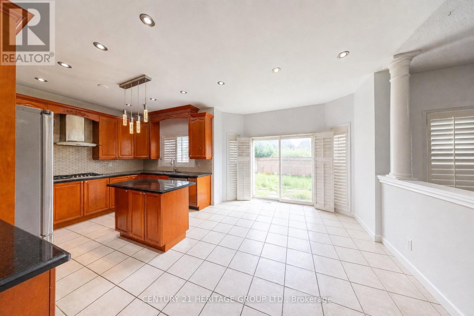 Main & 2nd - 92 Edenbrook Hill Drive, Brampton, Ontario  L7A 2N7 - Photo 11 - W13721582