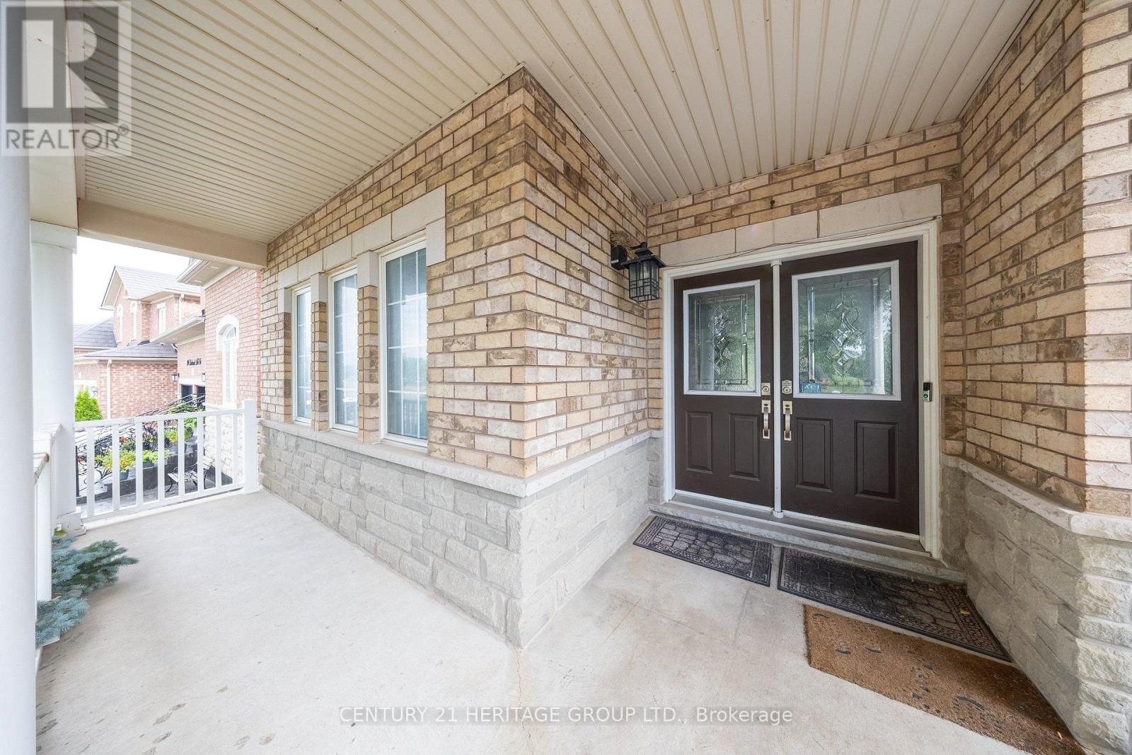 Main & 2nd - 92 Edenbrook Hill Drive, Brampton, Ontario  L7A 2N7 - Photo 2 - W13721582