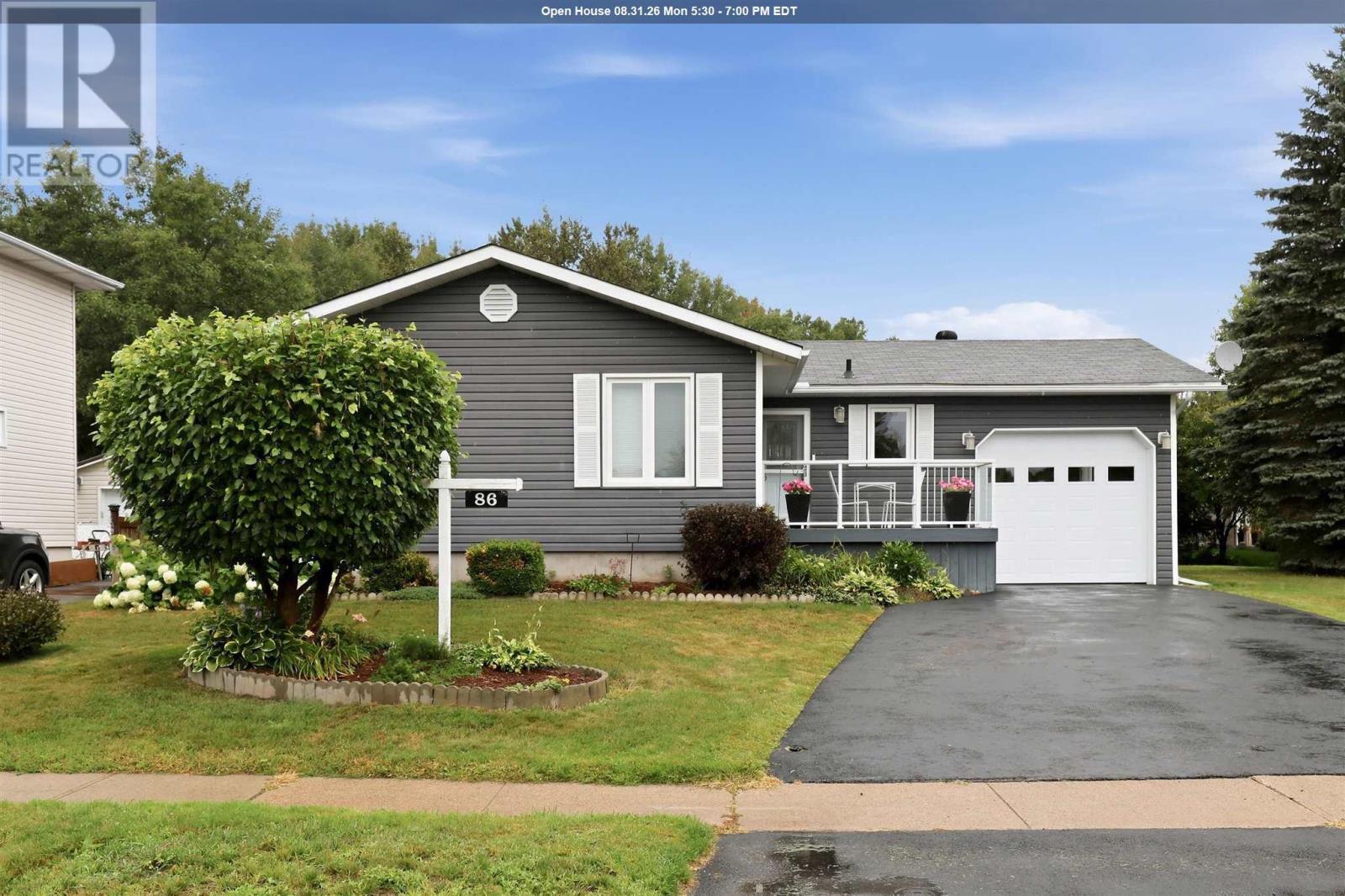 86 Glen Ave, Sault Ste. Marie, Ontario  P6A 5E2 - Photo 1 - SM262355